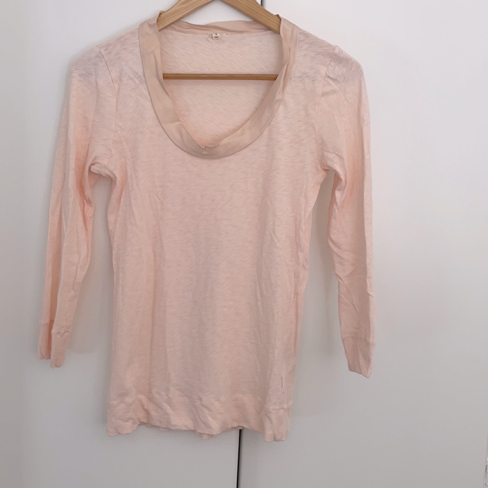 JCrew scoop neck top with silk on collar. 100%cotton. Pink/Peach color